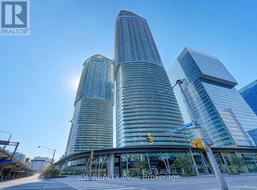 2012 - 14 York Street, Toronto (waterfront Communities)