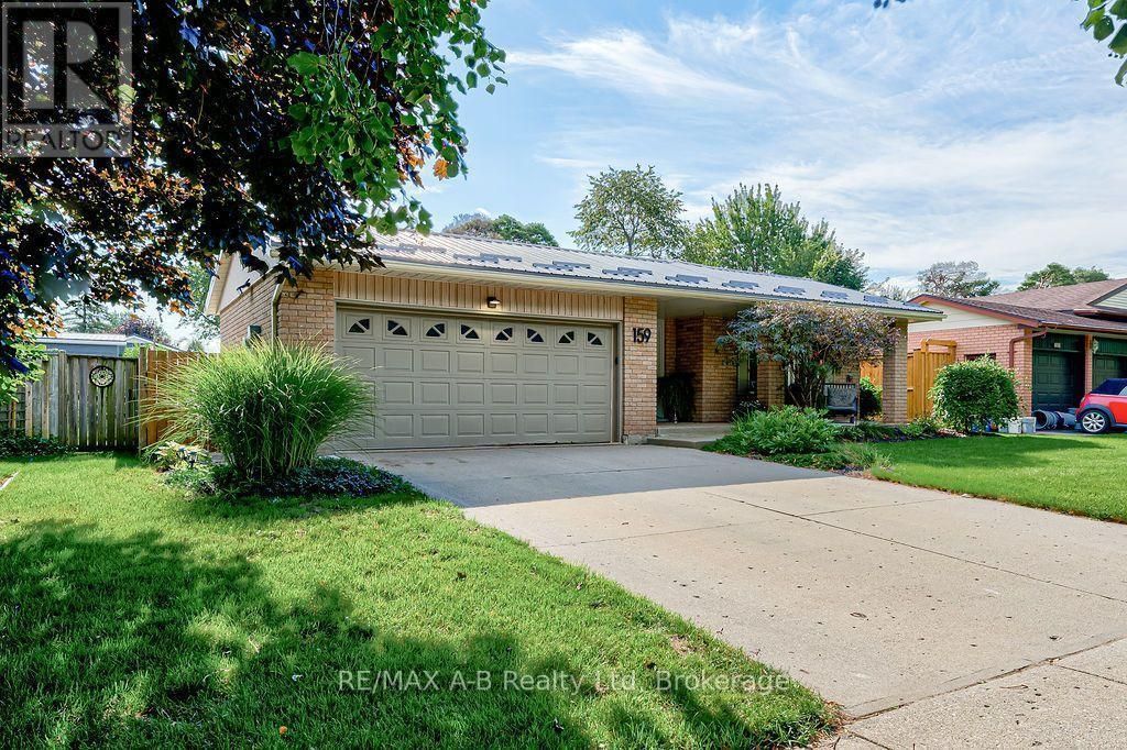 159 Lightbourne Avenue, Stratford