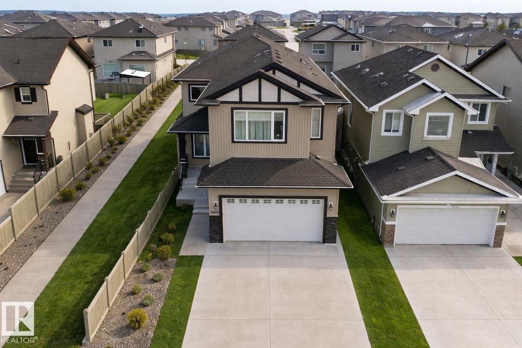 3107 13 Av Nw, Edmonton