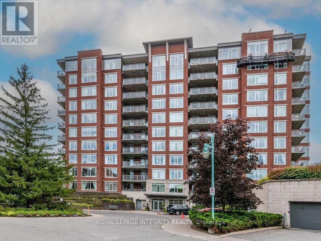 136 Darlington Private, Ottawa