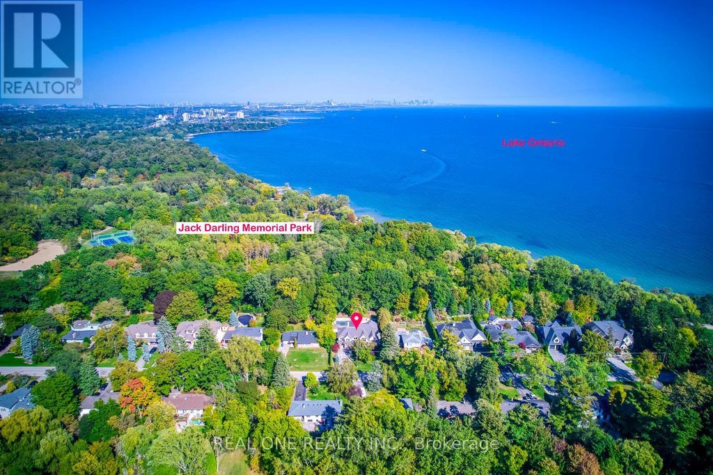 767 Parkland Avenue, Mississauga (clarkson)