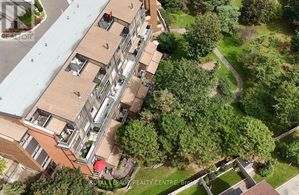 201 - 1000 Cedarglen Gate, Mississauga (erindale)