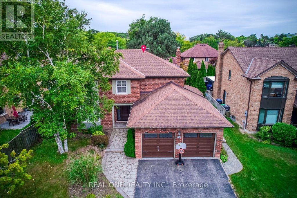 3944 Glamis Court, Mississauga (erin Mills)