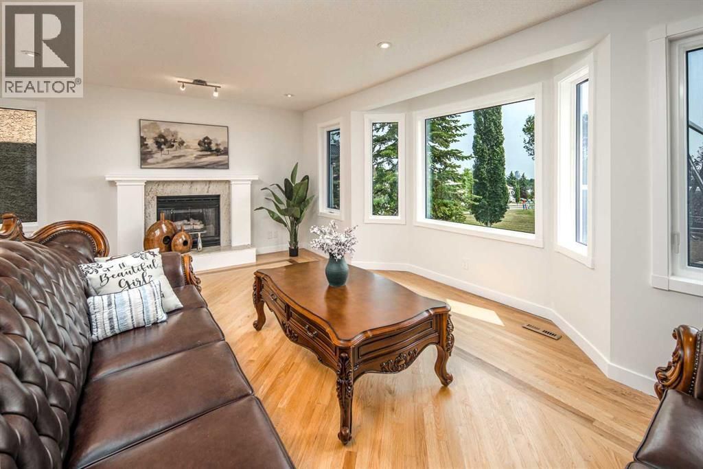 2612 Signal Hill Drive Sw, Calgary