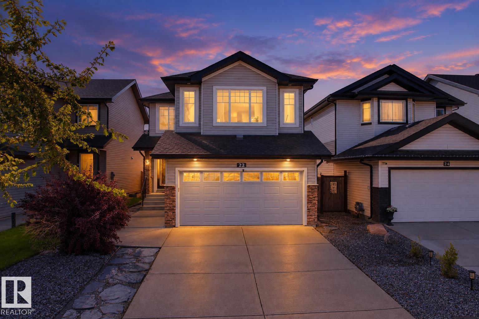 22 Norton Av, St. Albert