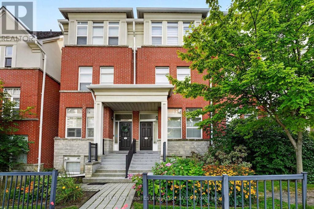 30 Michael Power Place, Toronto (islington-City Centre West)