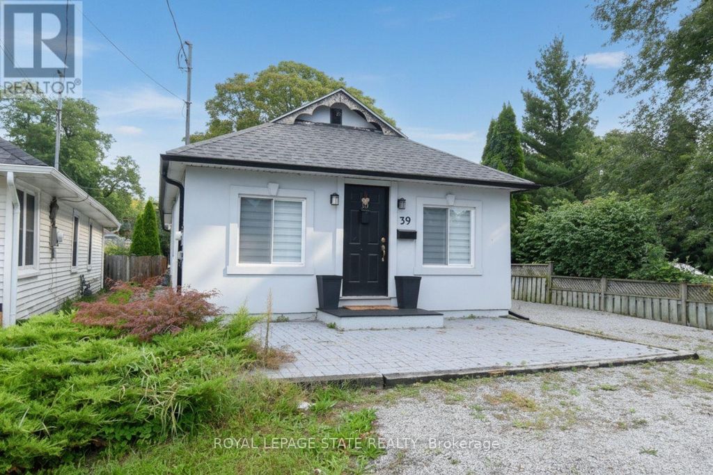 10 Graham Street, St. Catharines (port Dalhousie)