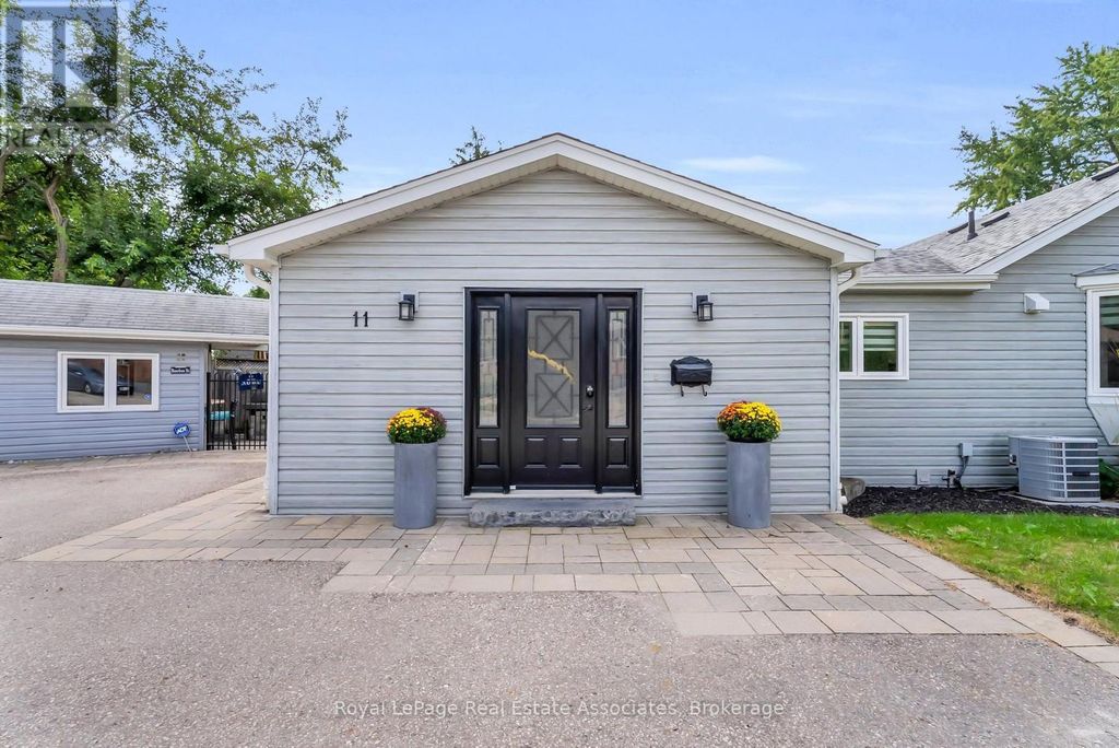 11 Churchill Crescent, Halton Hills (georgetown)