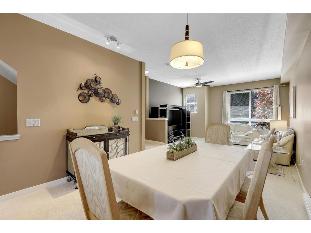 53 2729 158 Street, Surrey