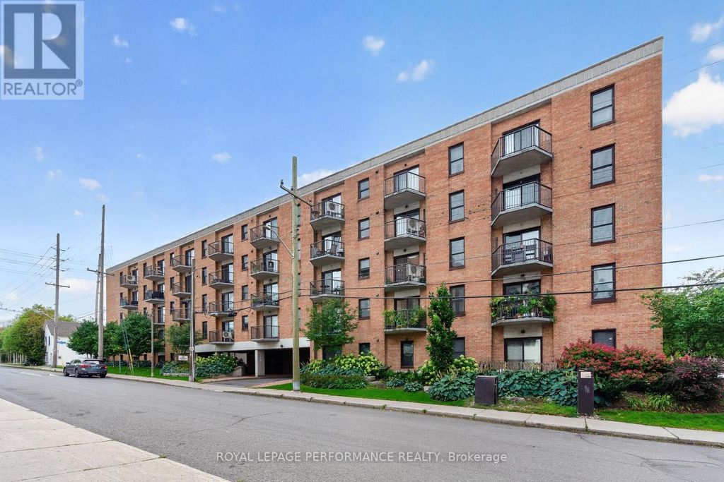407 - 50 Burnside Avenue, Ottawa
