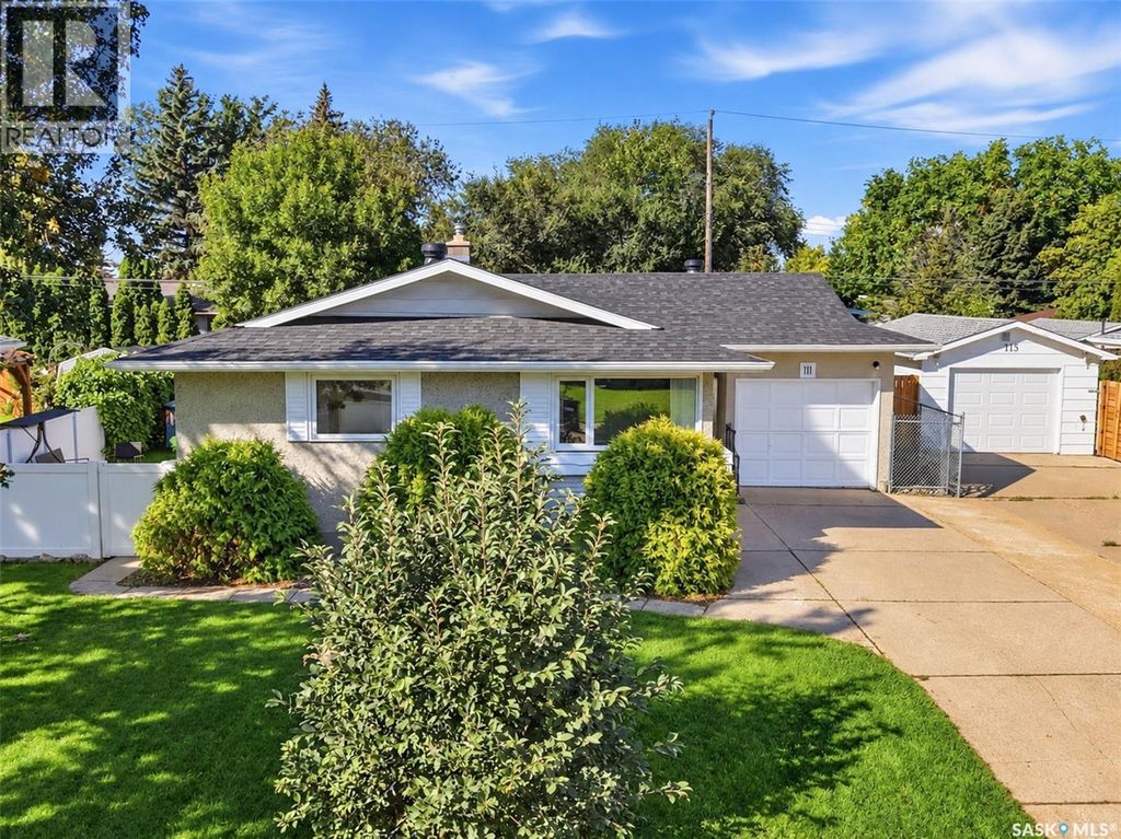 111 O'neil Crescent, Saskatoon