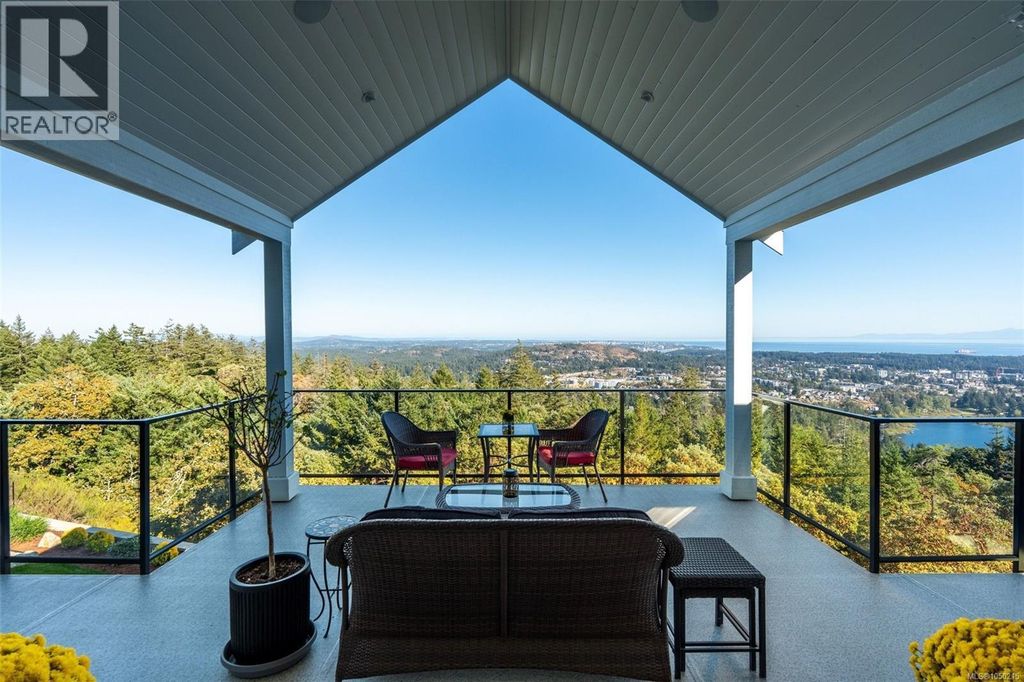 2379 Lairds Gate, Langford