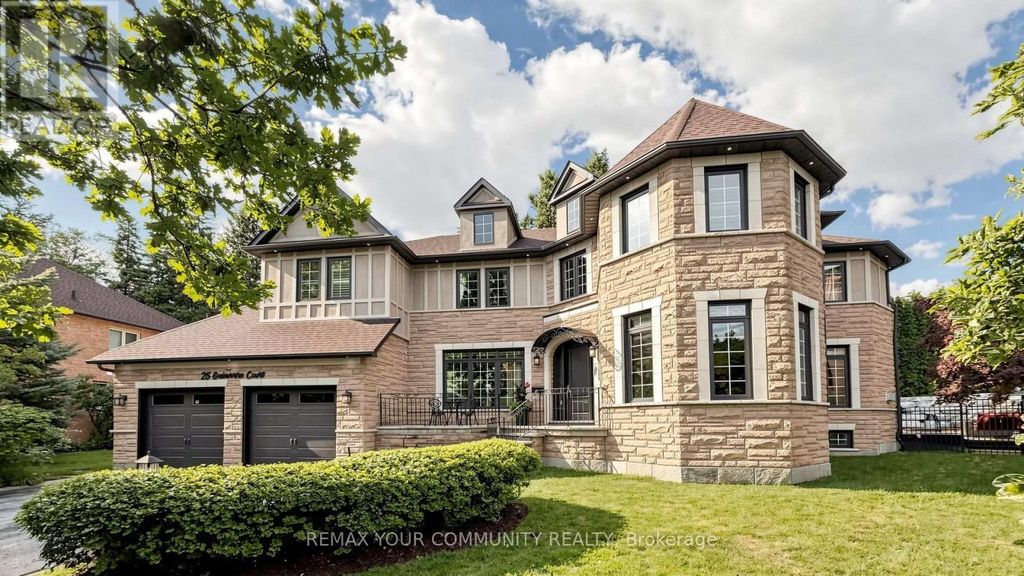 25 Guinevere Court, Richmond Hill (mill Pond)