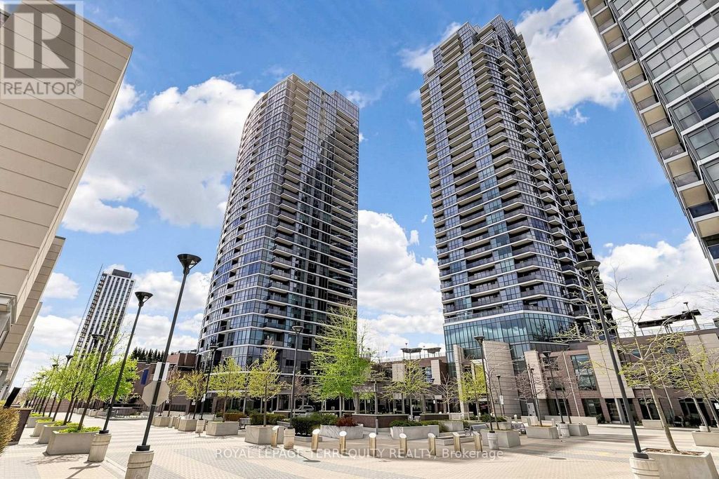 2010 - 9 Valhalla Inn Road, Toronto (islington-City Centre West)