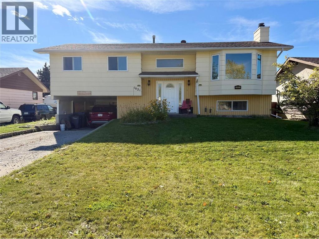 1021 92 Avenue, Dawson Creek