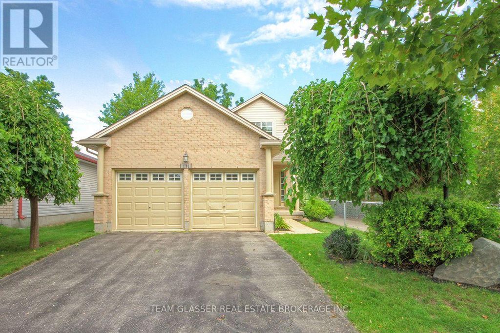 1701 Devos Drive, London North (north C)