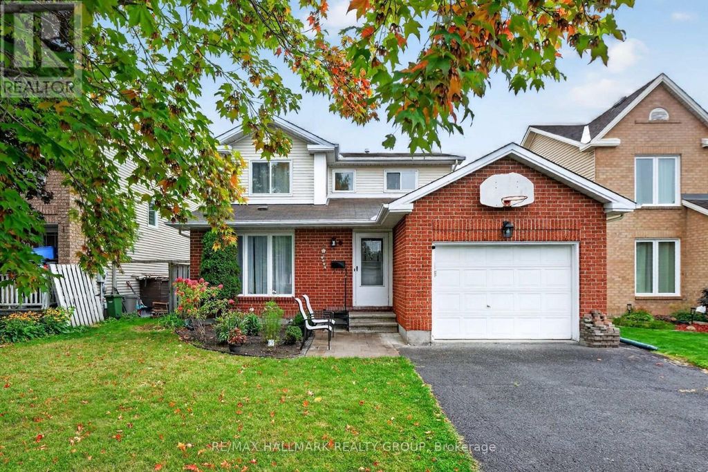 502 Rougemount Crescent, Ottawa