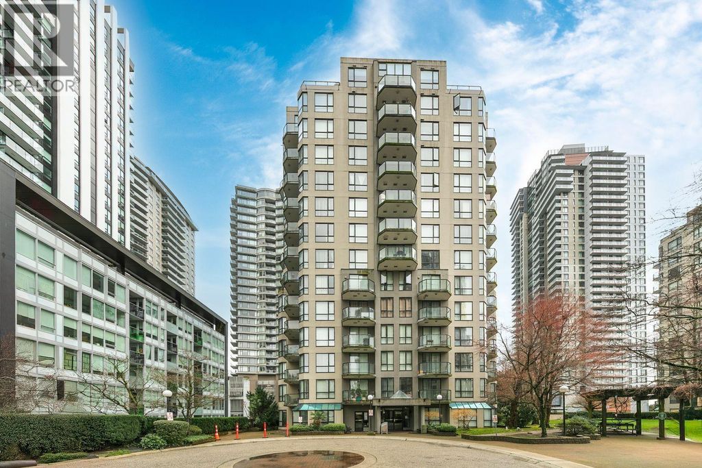 101 828 Agnes Street, New Westminster
