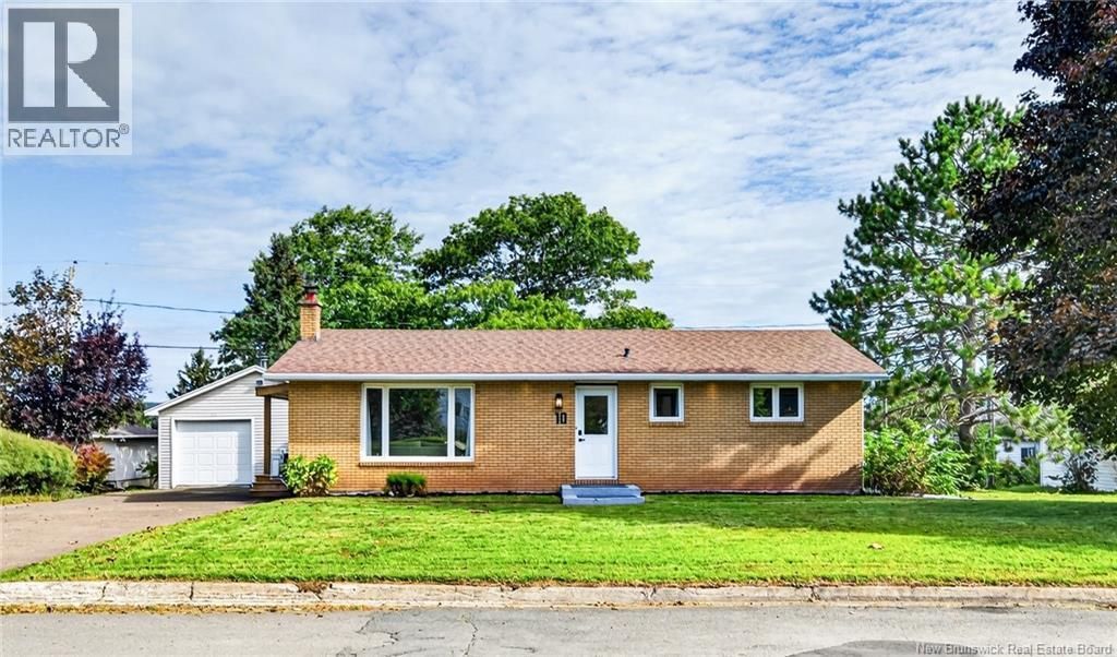 10 Kingsway Crescent, Moncton