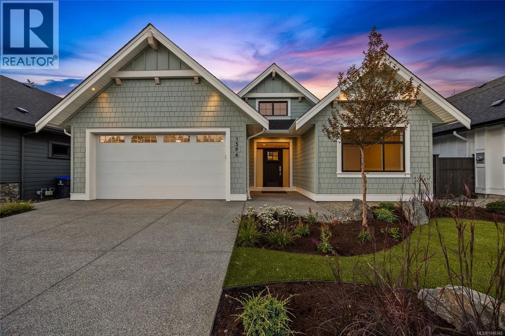 1596 Crown Isle Blvd, Courtenay