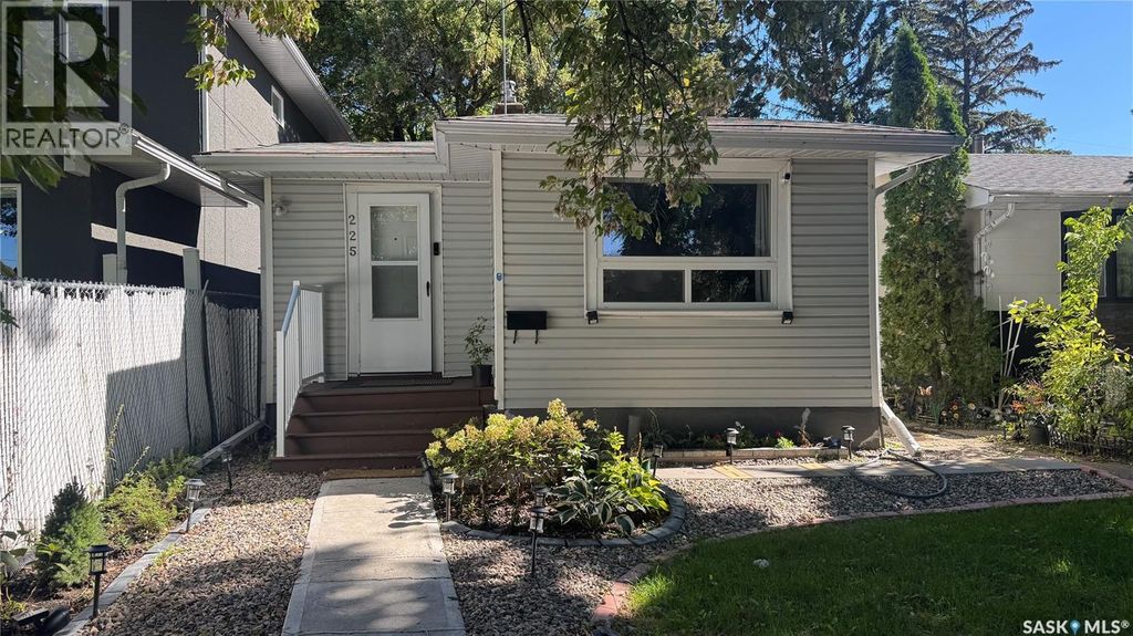 225 Toronto Street, Regina