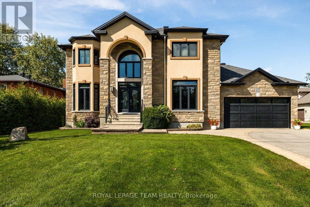 1419 Balmoral Drive, Ottawa