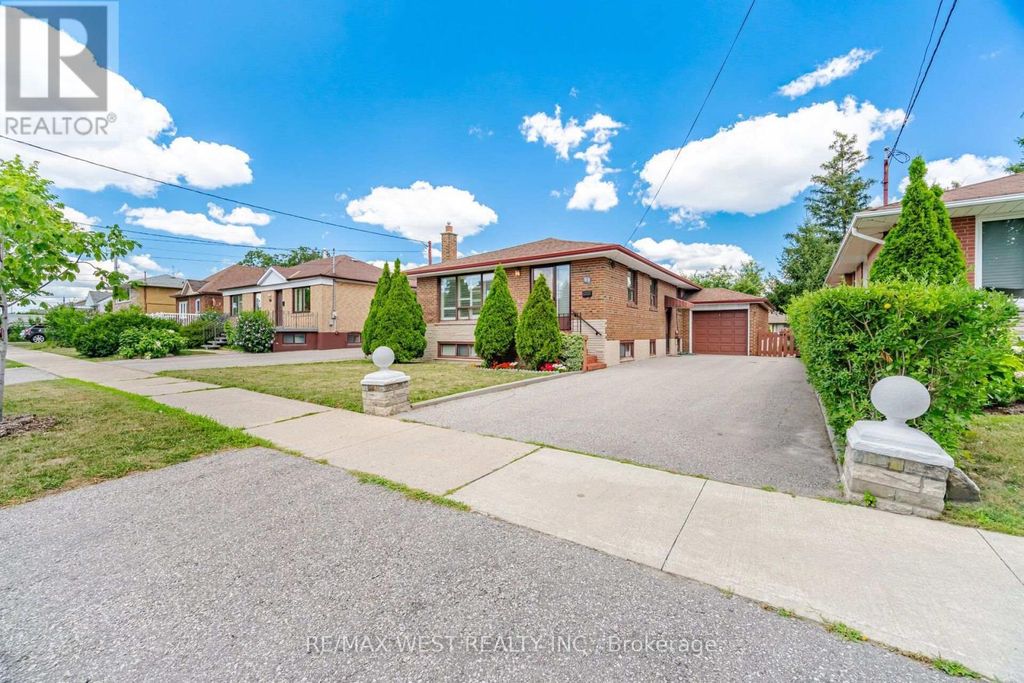 89 Wendell Avenue, Toronto (humberlea-Pelmo Park)
