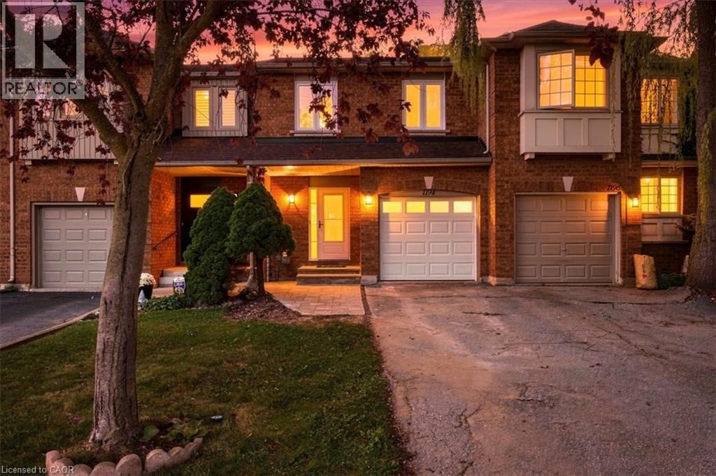 1194 Treetop Terrace, Oakville