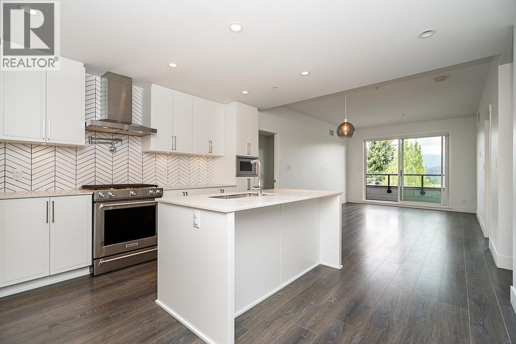 502 4477 Hastings Street, Burnaby