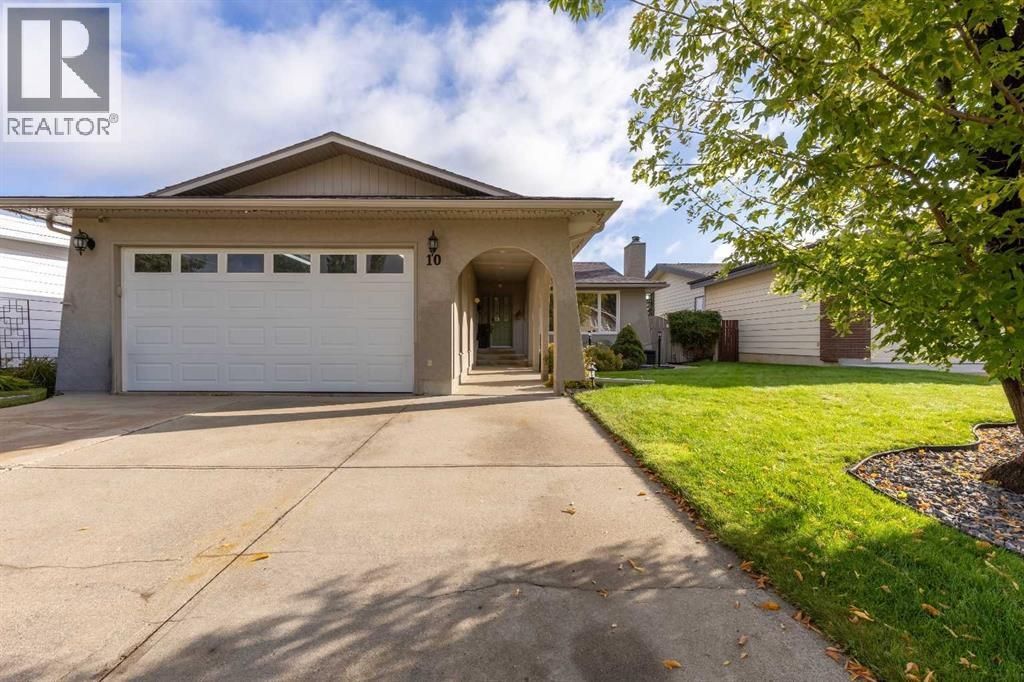 10 Seneca Place W, Lethbridge