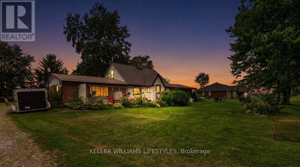 22257 Pratt Siding Road W, Southwest Middlesex