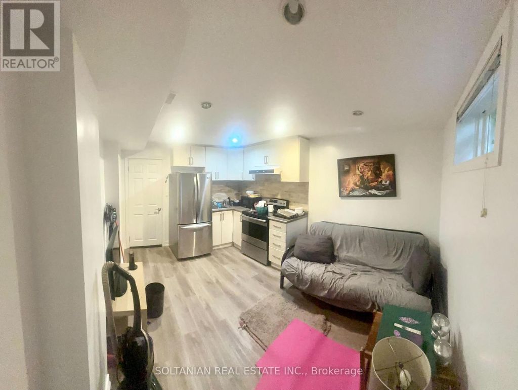 Bsmt - 288 Connaught Avenue, Toronto (newtonbrook West)