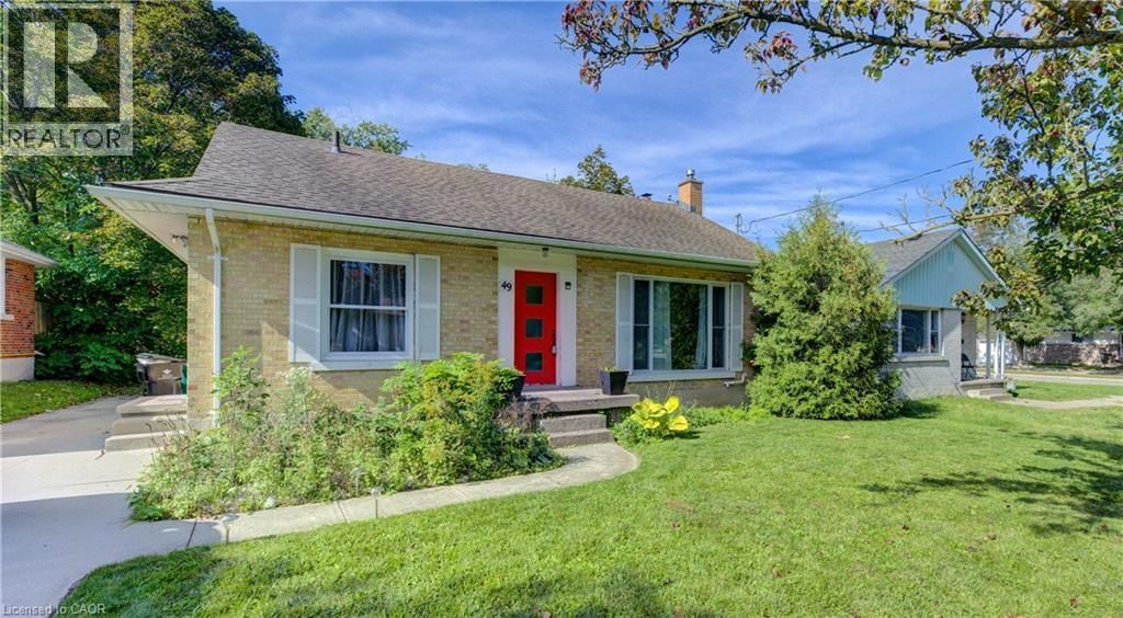 49 Dietz Avenue S, Waterloo