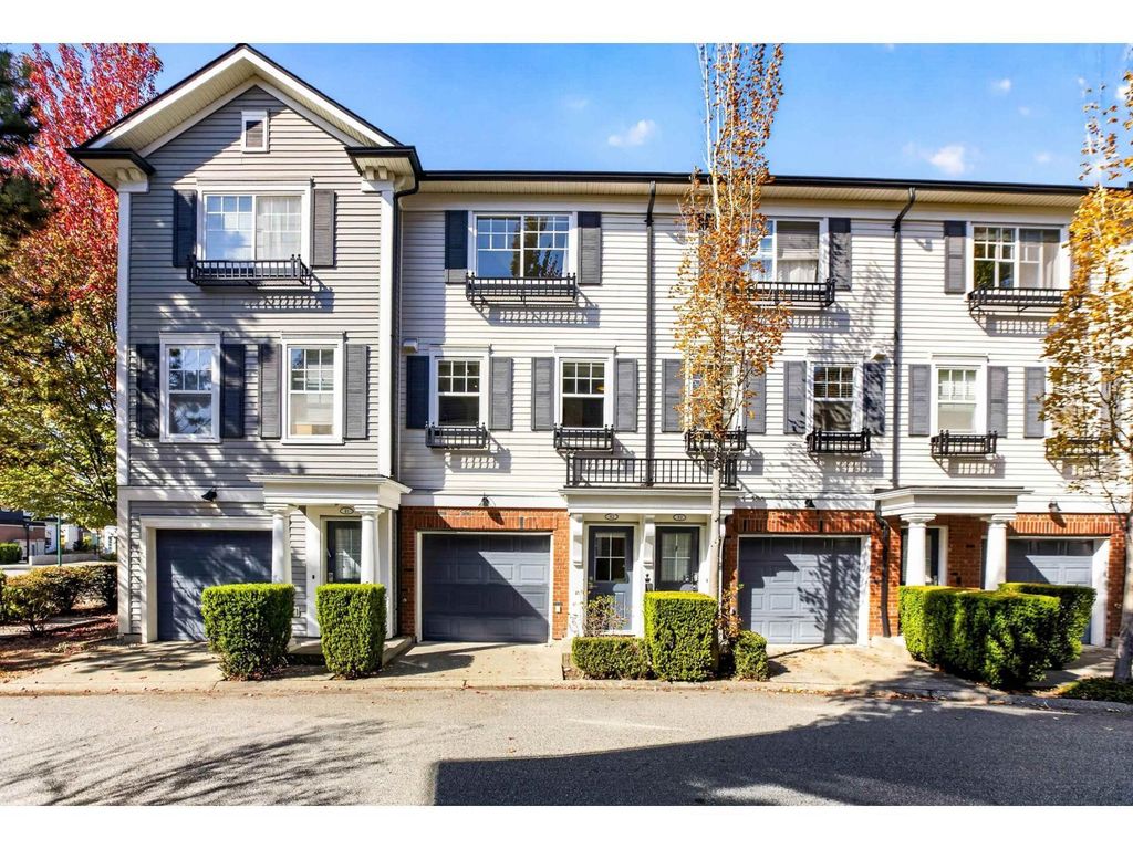 82 18983 72a Avenue, Surrey