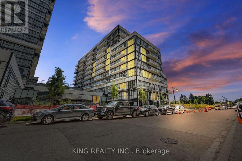 133 - 251 Manitoba Street, Toronto (mimico)