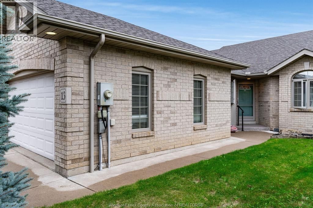 13 Leonard Dr, Kingsville