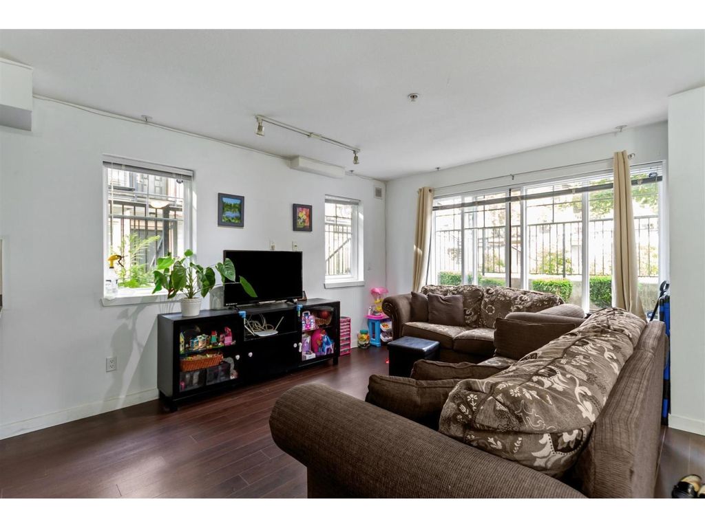 124 13958 108 Avenue, Surrey