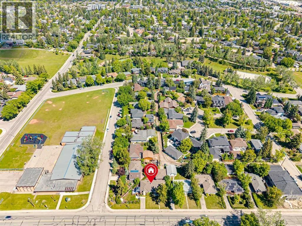 4528 26 Avenue Sw, Calgary