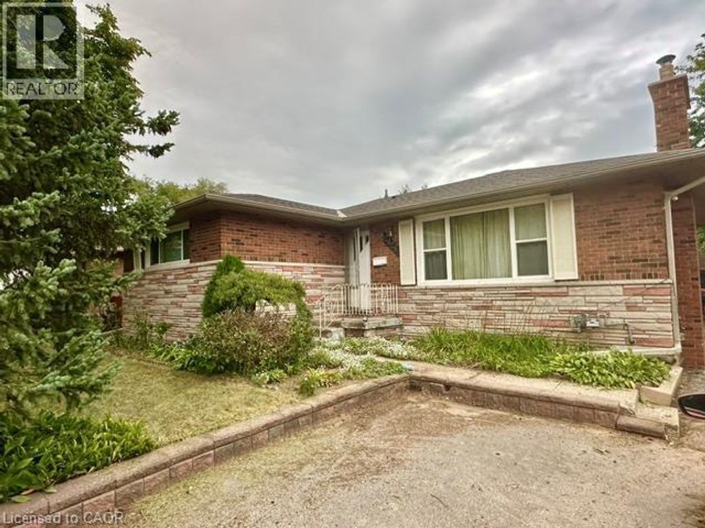 2428 Eileen Drive, Burlington