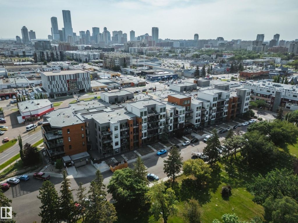 #228 10531 117 St Nw, Edmonton