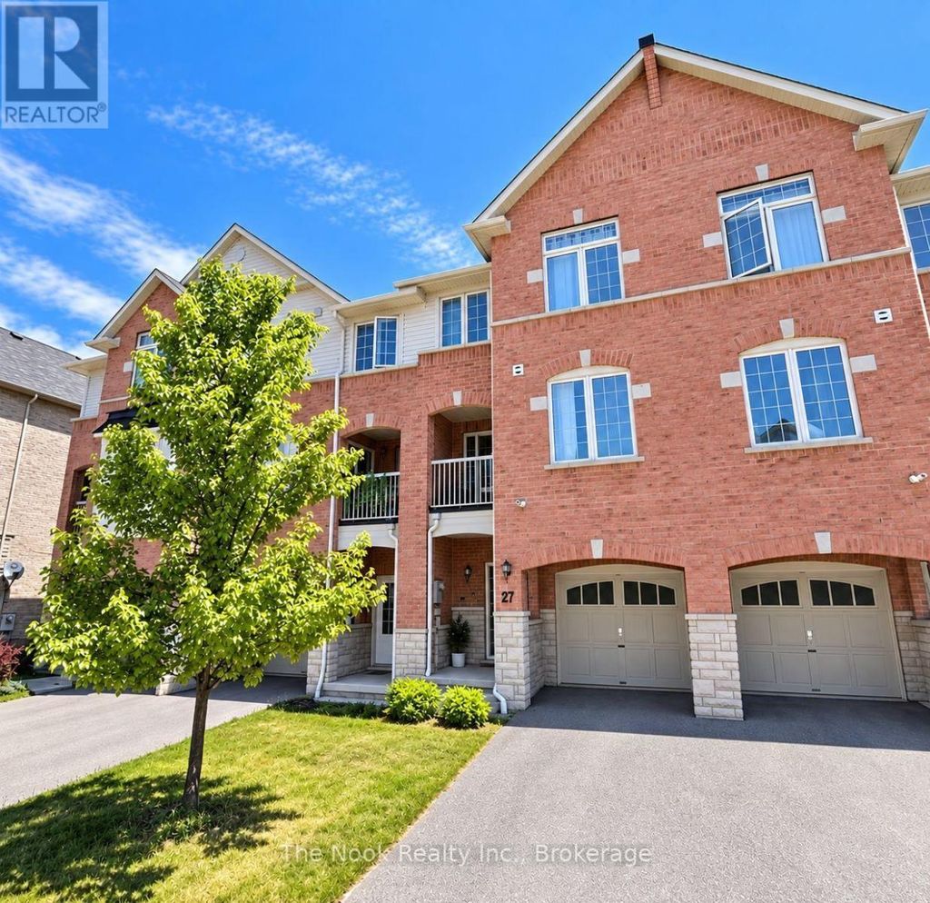 27 Blunden Road, Ajax (central East)