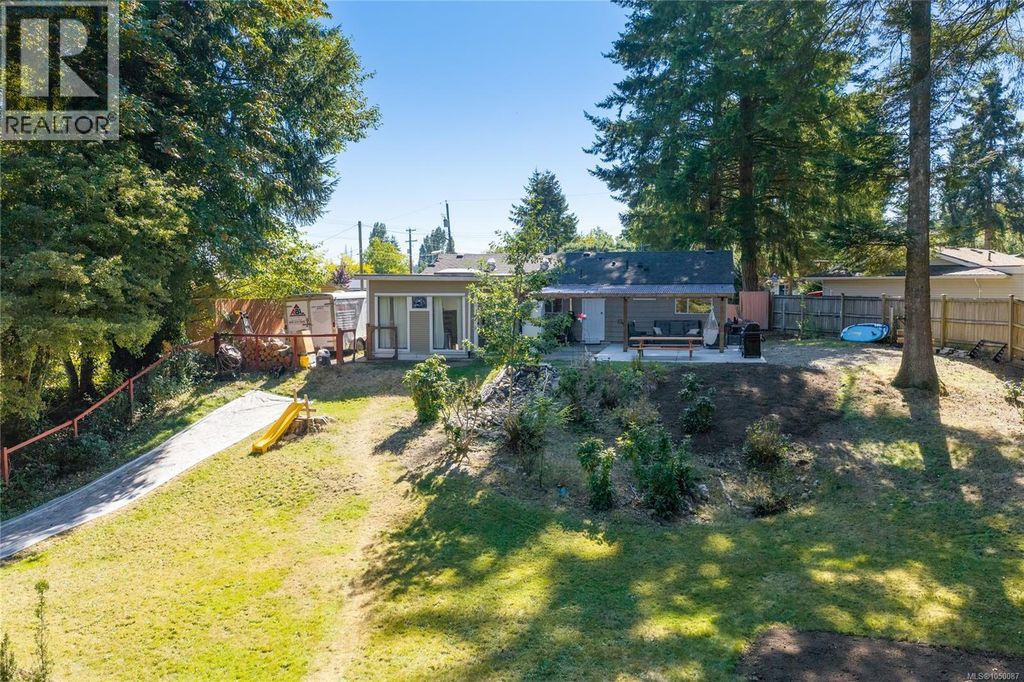 608 Brookeside Pl, Nanaimo