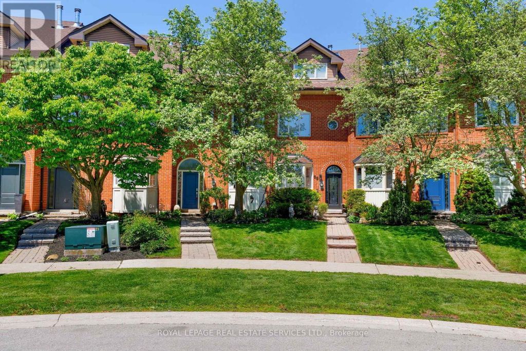 68 Tradewind Drive, Oakville (br Bronte)