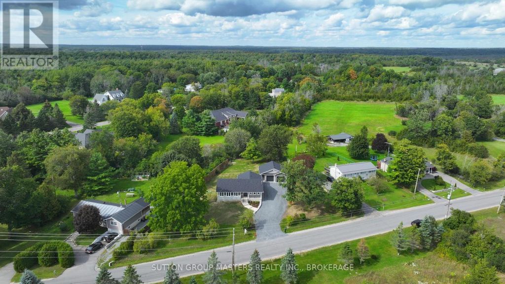 2053 Cole Hill Road, Kingston (city North Of 401)
