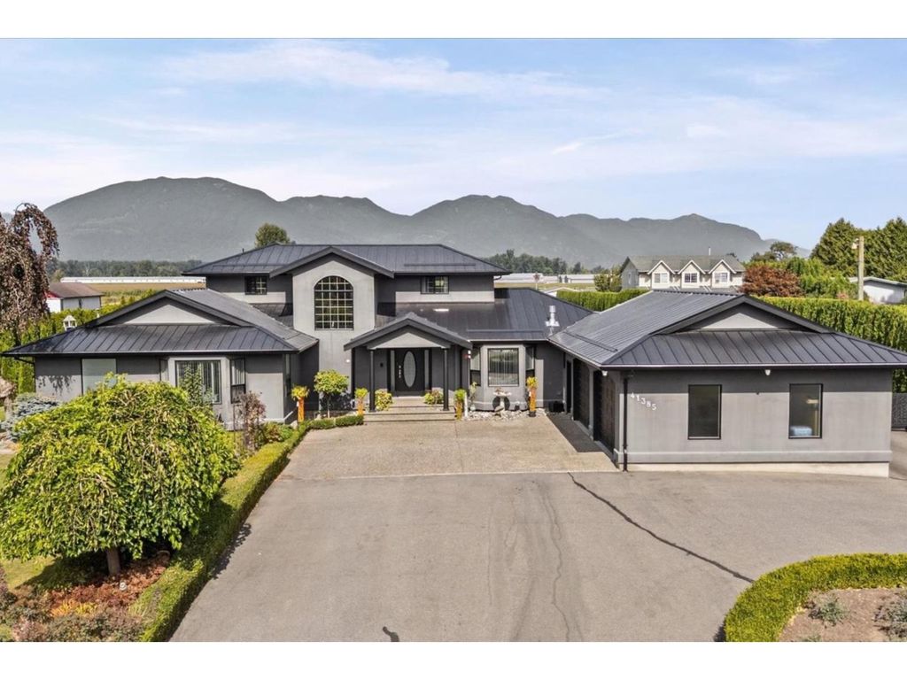 41385 South Sumas Road|greendale, Sardis - Greendale
