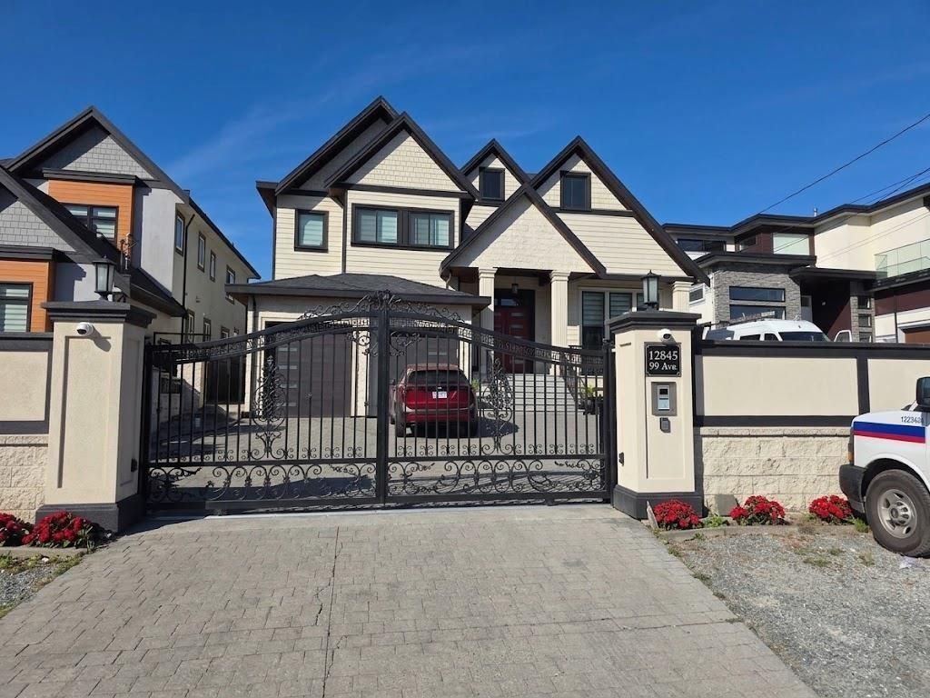 12845 99 Avenue, Surrey