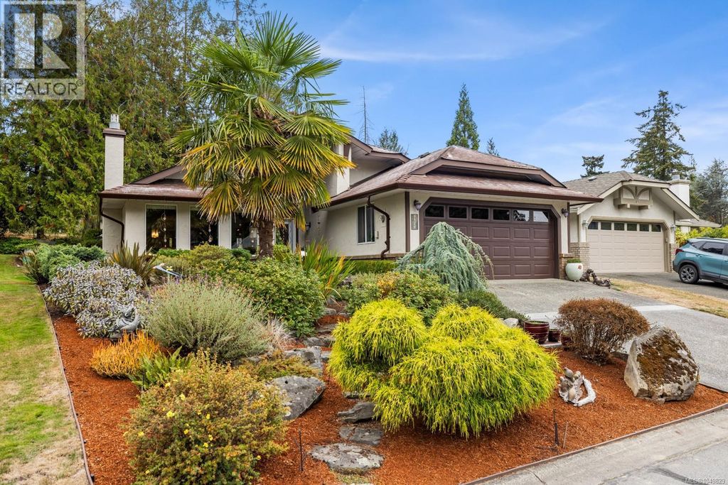 3572 Arbutus Dr S, Cobble Hill