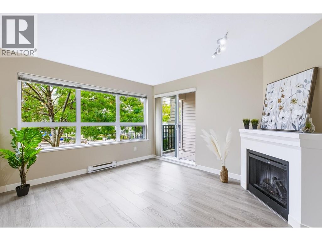 209 8600 Park Road, Richmond
