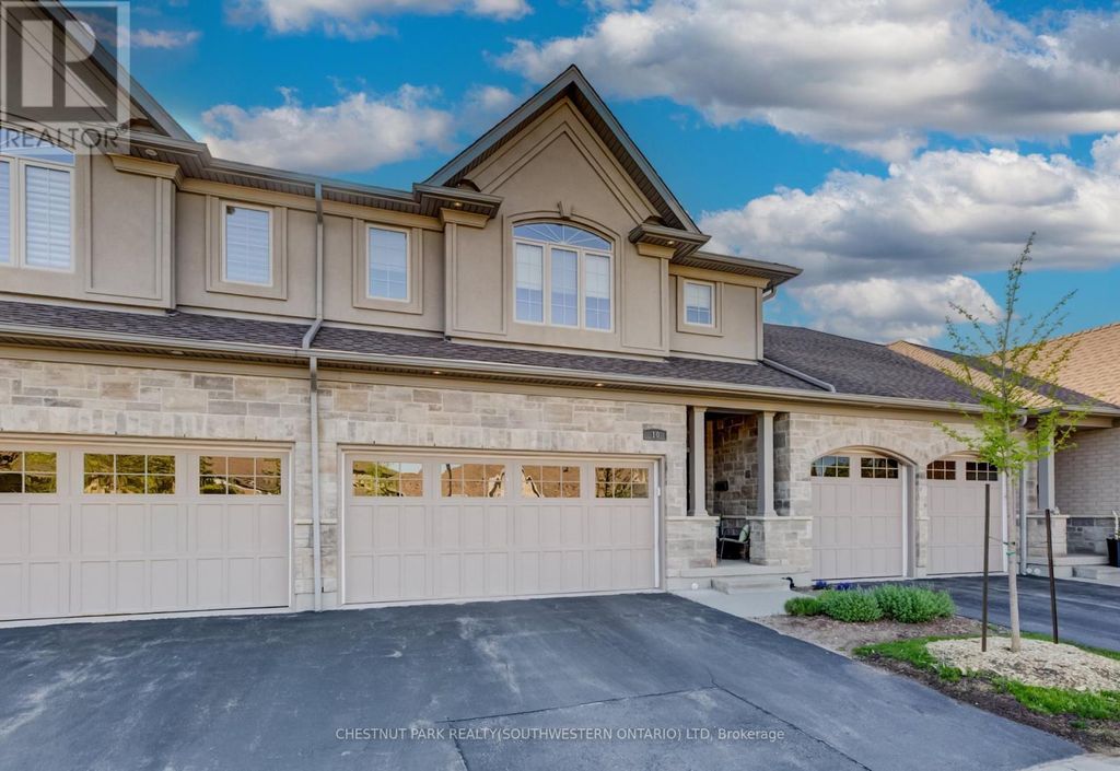 10 - 435 Winchester Drive, Waterloo