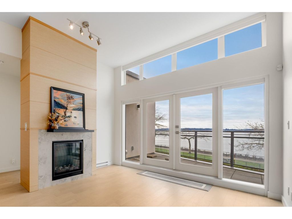 301 1150 Oxford Street, White Rock